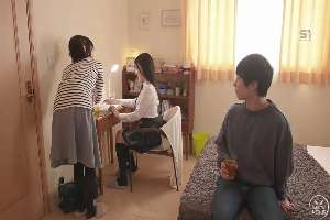 Em gái người yêu nhờ làm gia sư