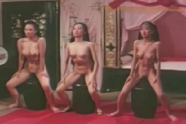 Sát Thủ Lõa Thể 1985