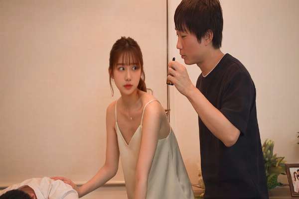 SONE-053 Hàng Xóm Là Bạn Trai Cũ