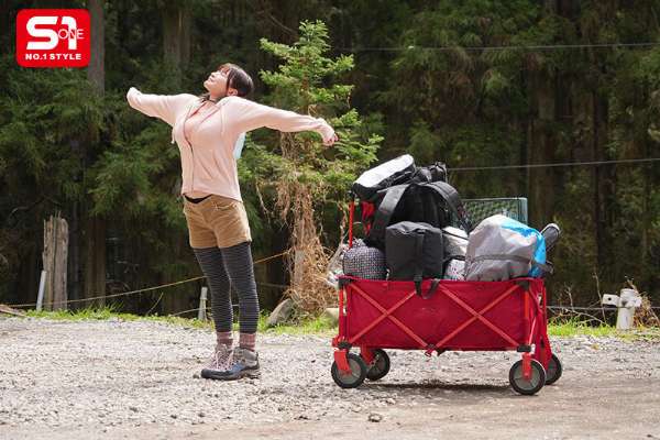 SONE-970 Cắm Trại Một Mình