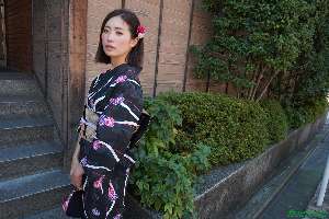 Yui Shinjo đi chơi khuya về bị chồng kiểm tra lồn